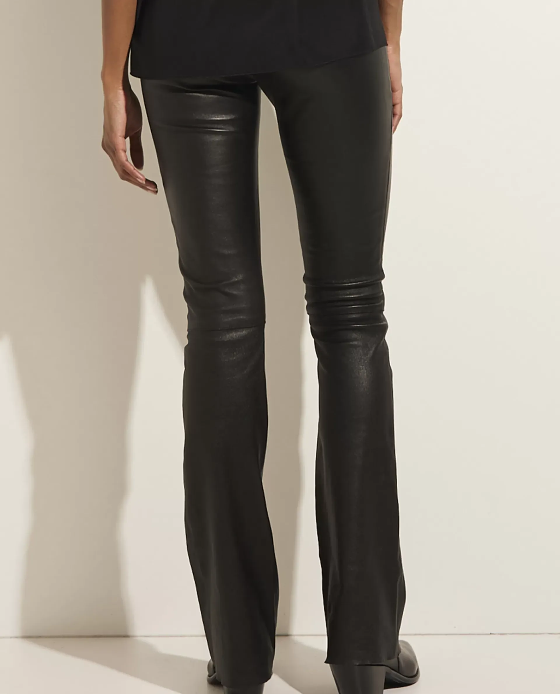 Best Sale Flared Broek In Stretch Leer Vrouwen Broeken