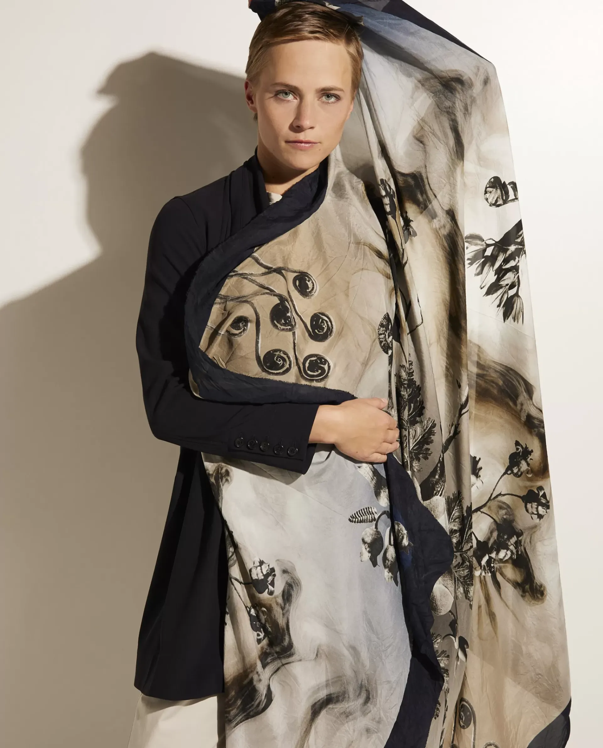 Shop Lange Blouse Van Cool Wool Vrouwen Blouses